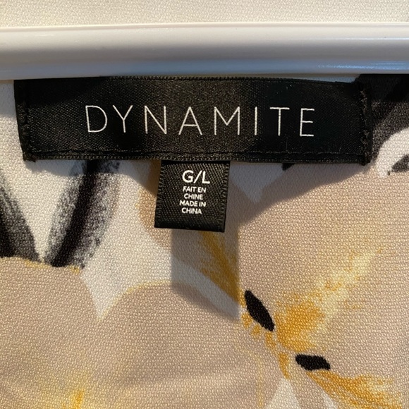 DYNAMITE Floral Dress - Picture 5 of 5